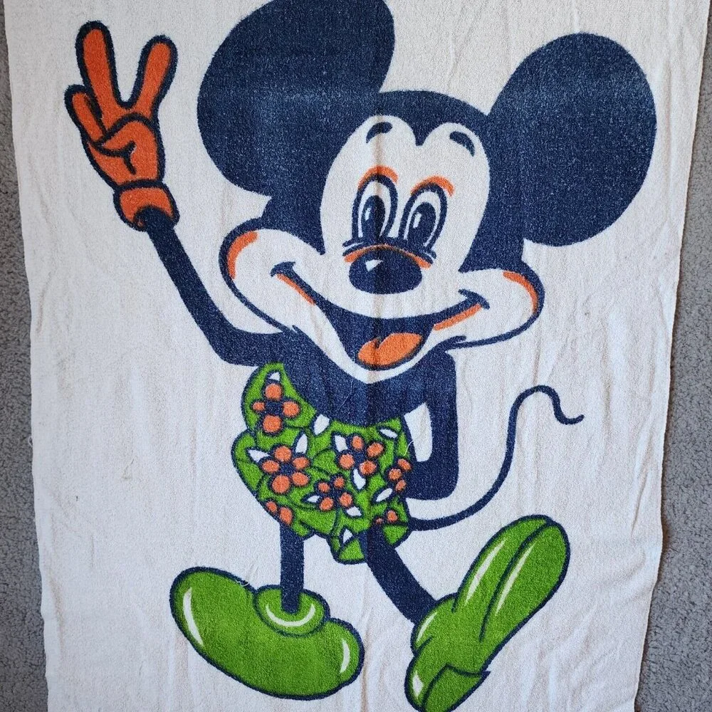 Vtg‎ 70s/80s MICKEY MOUSE Retro Beach/Bath Towel Fringe Edge 55